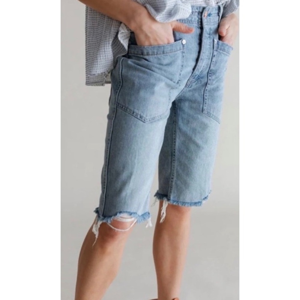 We The Free Free People Denim Bermuda Shorts Light Wash Raw Hem Blue Size 27